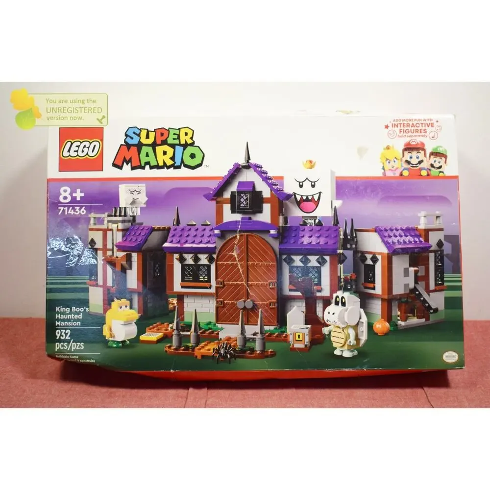 LEGO Super Mario King Boo's Haunted Mansion Set 71436 - Picture 11 of 16